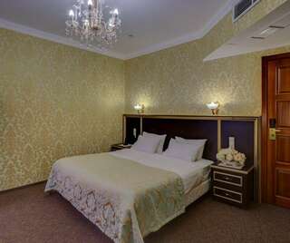 Гостиница Шери Холл Ростов-на-Дону Стандартный двухместный номер с 1 кроватью или 2 отдельными кроватями-5